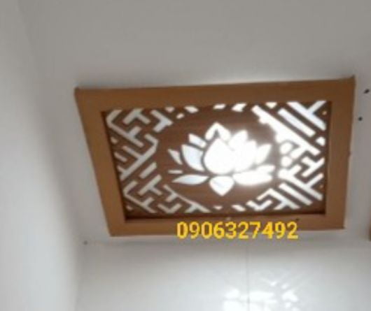Tấm chống ám khói đen trần nhà cực chuẩn 30x40 ( hoa sen ) 