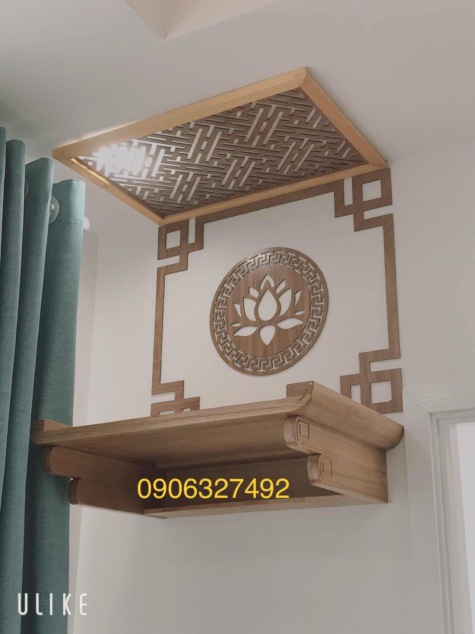 bàn thờ treo tường bằng gỗ