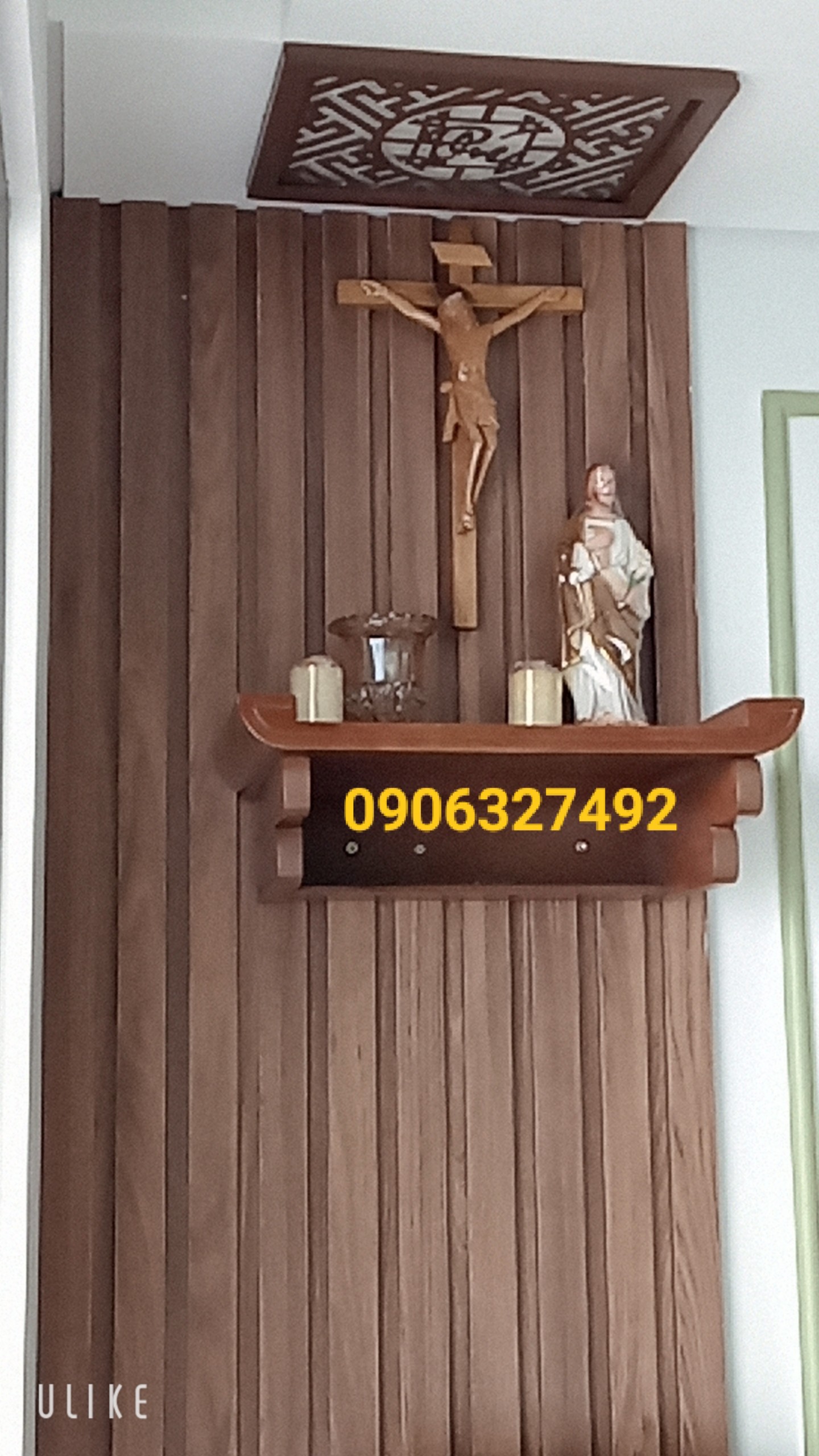 Bàn thờ treo tường gỗ sồi
